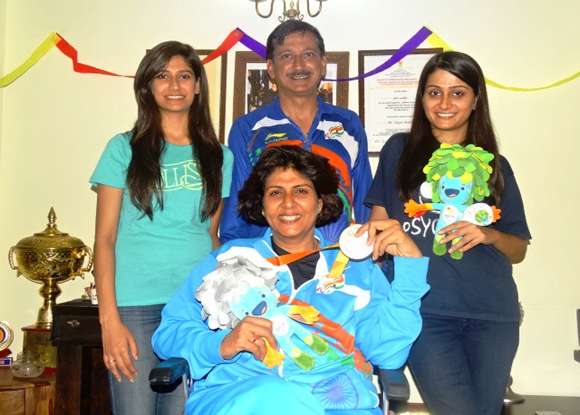 Deepa Malik with her family KreedOn