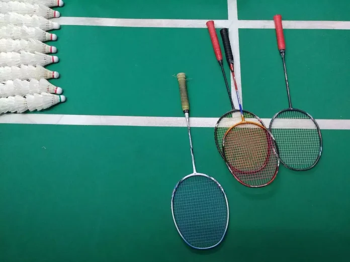 Best Badminton Rackets under 4000 - KreedOn