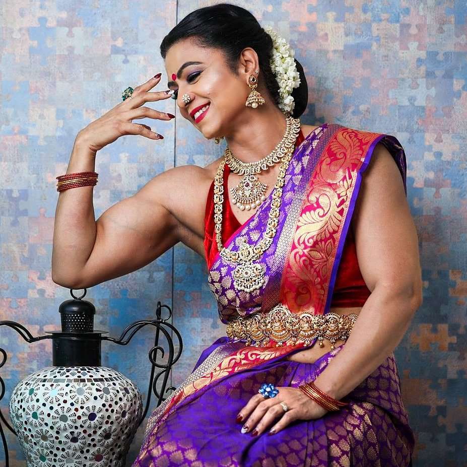 Top 8 Best Indian Female Bodybuilders pic